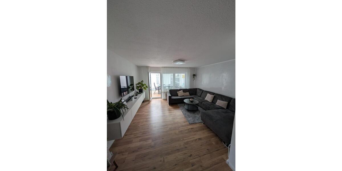 Privatverkauf:Reiheneckhaus- lichtdurchflutet , mit Wintergarten 4 zimmer