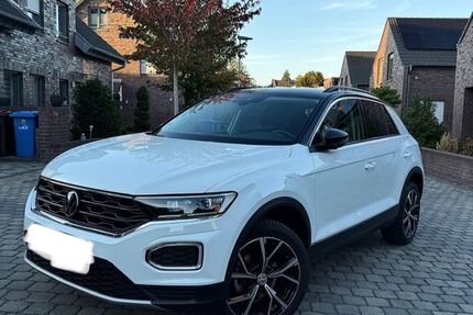 VW T-Roc 28.900 km 19.900 € Leverkusen 51377