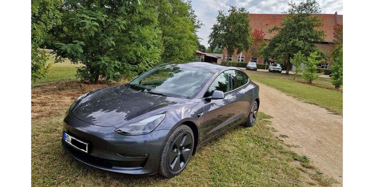 Tesla Model 3 31.019 km 29.800 € Schriesheim 69198