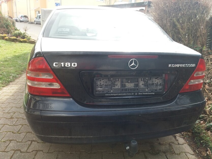Mercedes-Benz C 180 200.000 km 1.999 € Besigheim 74354