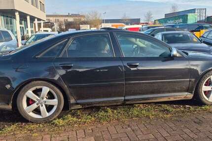 Audi A8 250.000 km 5.500 &euro; Achim 28832