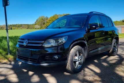 VW Tiguan 222.000 km 6.950 &euro; Mücke 35325