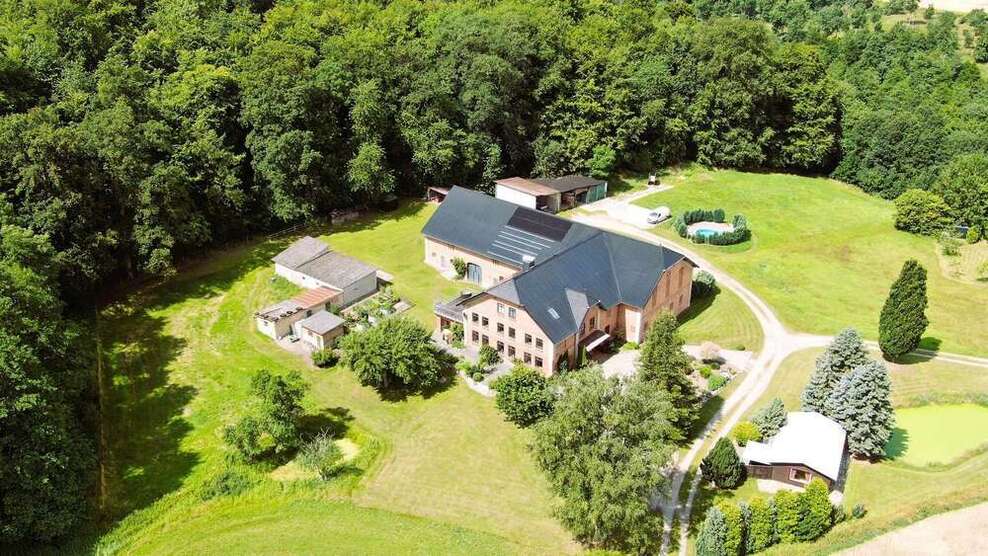 Haus zum Kaufen in Bosau 1.450.000 € 333 m²