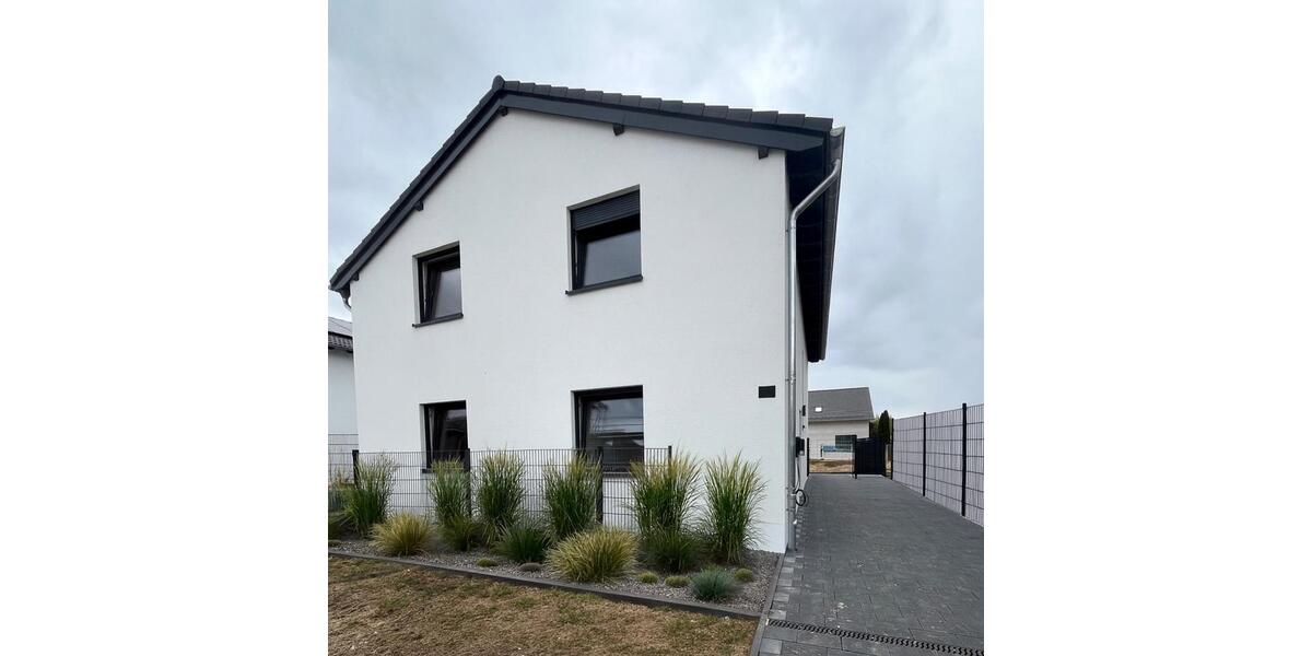 Freistehendes 180qm EFH 8 Zimmer in Jülich zu vermieten 8 zimmer