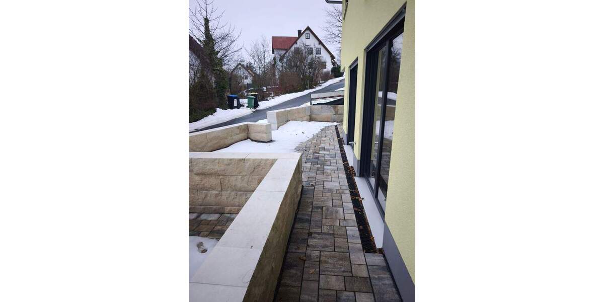 Einfamilienhaus Igensdorf Pettensiedel - 1 Zimmer, 240 m&sup2;, 2.200&euro; | Angebot:25140505