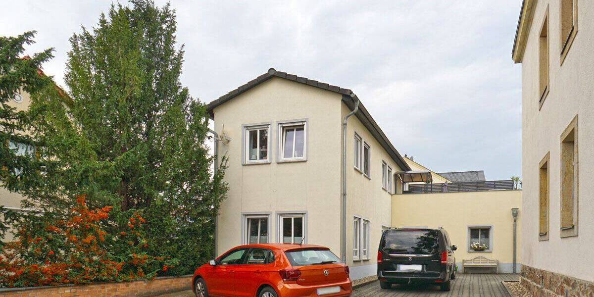 Etagenwohnung Radebeul Niederlößnitz - 2 Zimmer, 68 m&sup2;, 760&euro; | Angebot:26684464