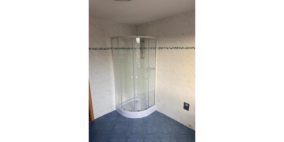 Etagenwohnung Mirow - 2.5 Zimmer, 96 m&sup2;, 740&euro; | Angebot:26095306