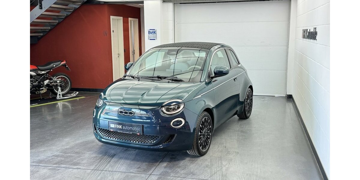 Fiat 500e La Prima by Bocelli 1.Hand Cabrio 42 kWh 14.600 km 24.690 &euro; Lich 35423