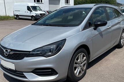 Opel Astra 98.000 km 6.997 &euro; Halle/Saale 06116