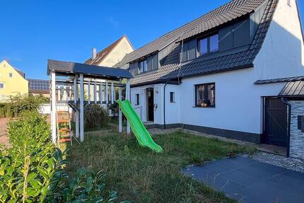 Überwiegend saniertes Doppelhaus in ruhiger Lage! - Haus Neuendettelsau 10809571180 | Angebot:26364269