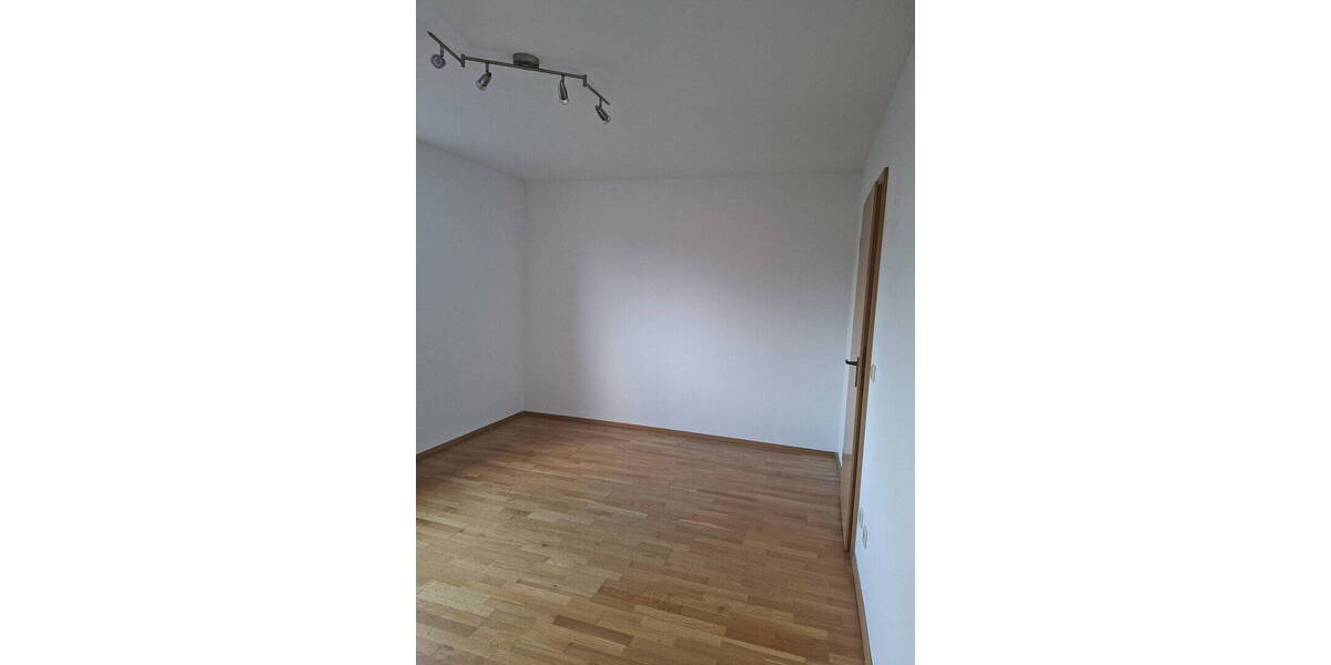 Etagenwohnung D Wanheimerort - 2 Zimmer, 68 m&sup2;, 178.000&euro; | Angebot:26226273