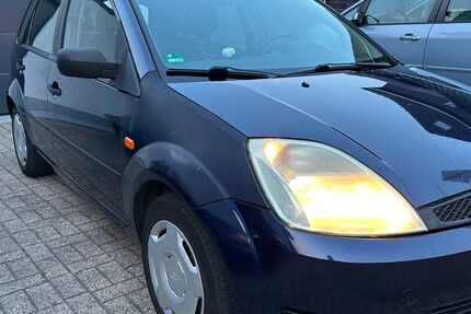 Ford Fiesta 274.000 km 600 &euro; Selm 59379