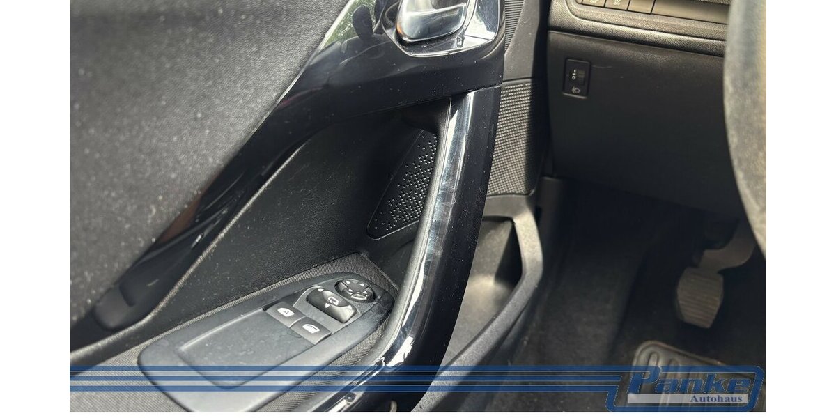 Peugeot 208 Active 1.0*5türig*PDC*Tempo*BT*Klima*USB* 148.501 km 4.490 &euro; Berlin 13187
