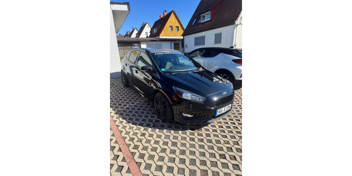 Ford Focus 105.000 km 15.000 &euro; Mainleus 95336