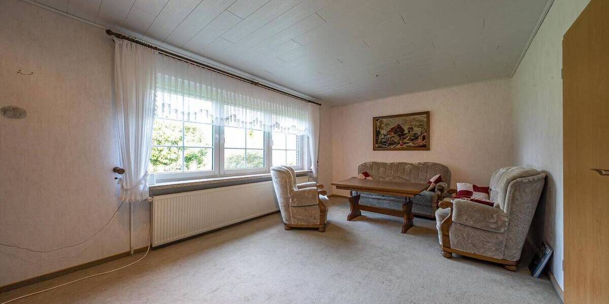 Mehrfamilienhaus, Wohnhaus Bockhorn-Moorwinkelsdamm Moorwinkelsdamm - 8 Zimmer, 175 m&sup2;, 395.000&euro; | Angebot:26217734