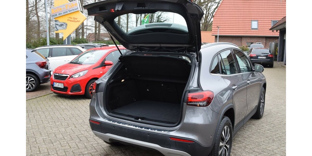 Mercedes-Benz GLA 200 d Style Aut.8G Navi*Panorama*Leder*LED* 142.165 km 22.980 &euro; Rastede 26160