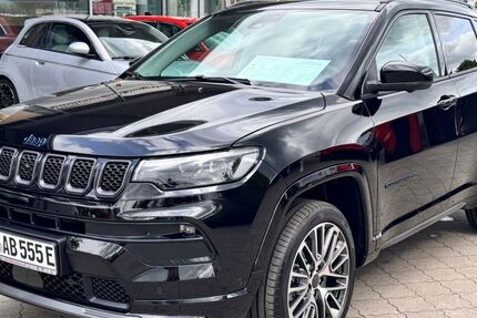 Jeep Compass 12.000 km 45.390 &euro; Lübeck 23554