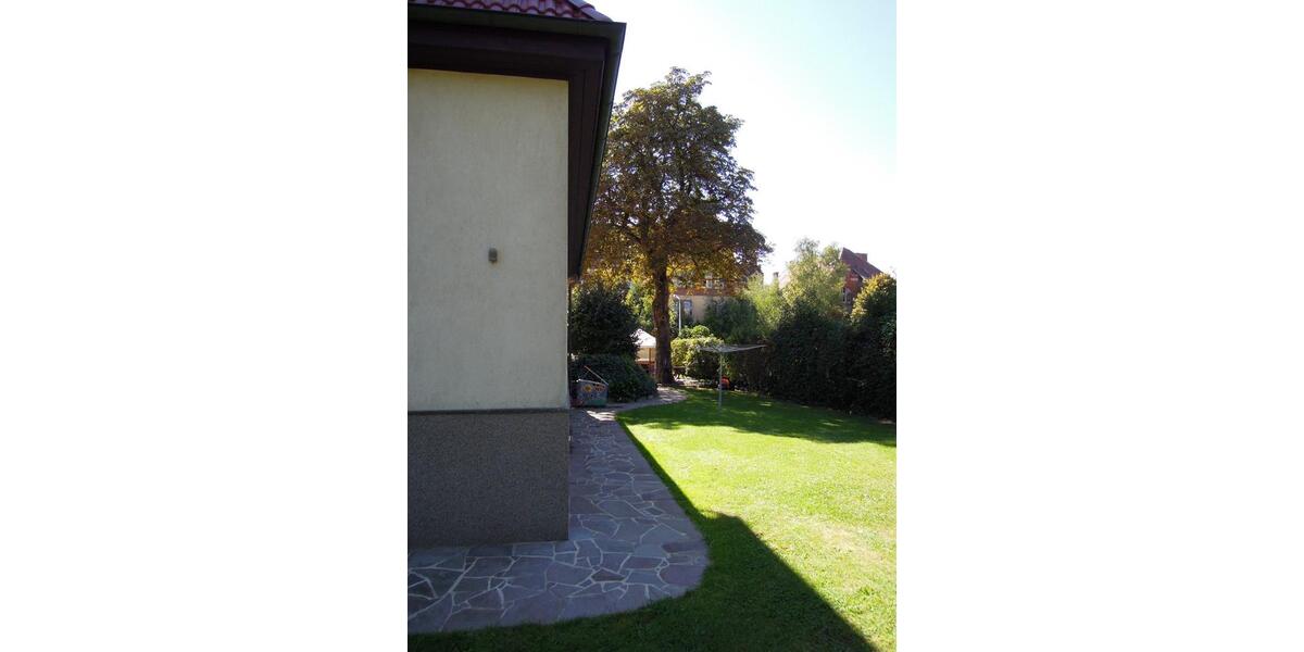 Einfamilienhaus Perleberg - 10 Zimmer, 300 m&sup2;, 420.000&euro; | Angebot:24606564