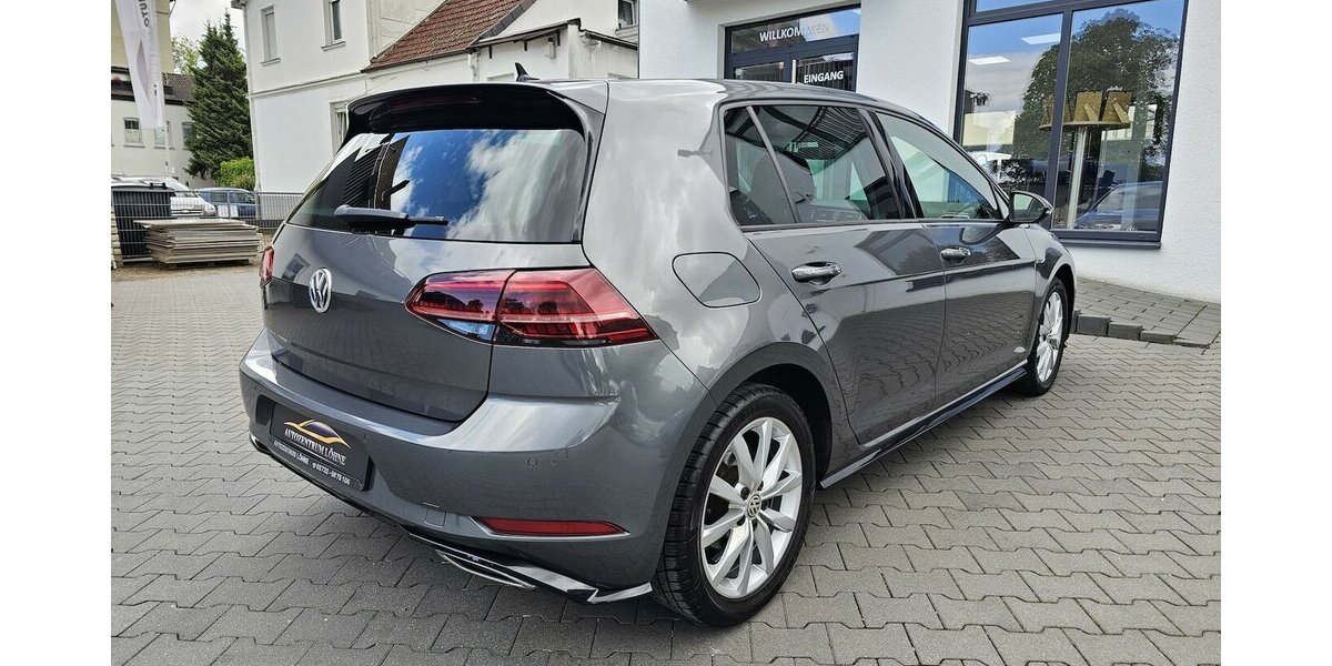 VW Golf 1.5 TSI R-Line NAVI ACC LED ALCANTARA 102.800 km 17.990 &euro; Löhne 32584