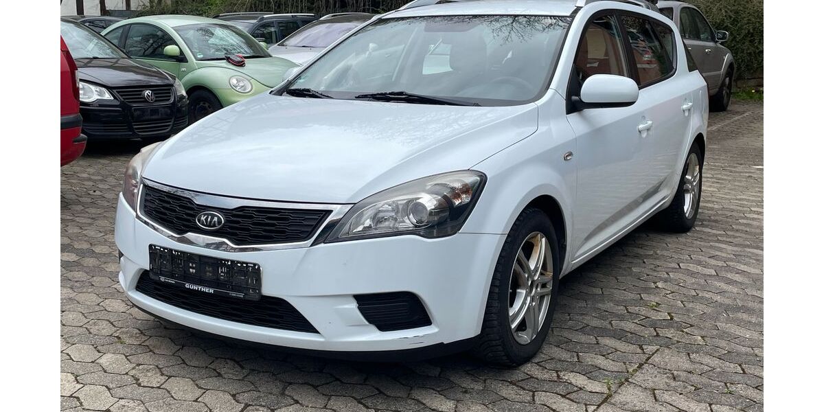 Kia ceed / Ceed 165.000 km 2.790 &euro; Gleichen 37130