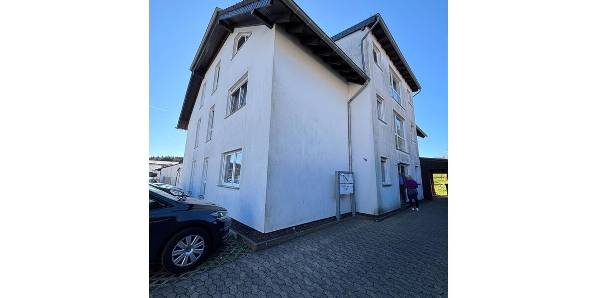 Erdgeschoßwohnung Hof - 3.5 Zimmer, 88 m&sup2;, 190.000&euro; | Angebot:26399008