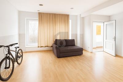 FACHWERKCHARME MIT GEWERBE 11 zimmer