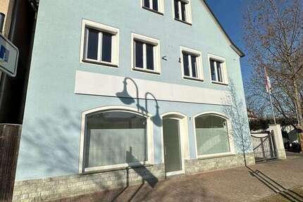 Büro in Karlstadt 1.450 € 225 m²