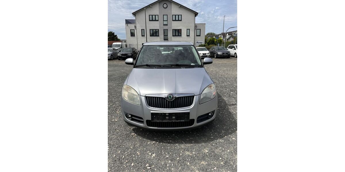Skoda Fabia 122.000 km 4.000 &euro; Oestrich-Winkel 65375