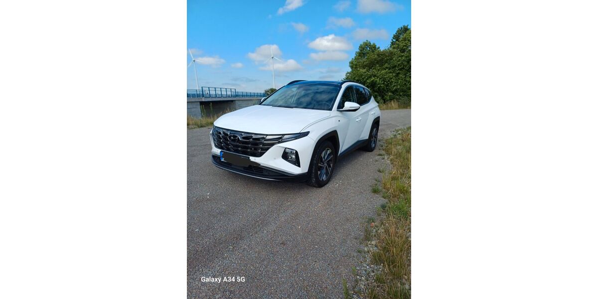 Hyundai TUCSON 63.000 km 19.900 &euro; Wolfsburg 38442