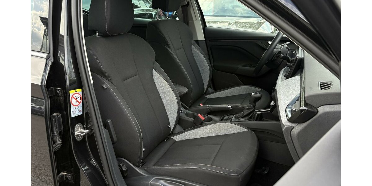 Skoda Kamiq Selection KAMERA/CARPLAY/DAB/DSG/KEYLESS 12.696 km 22.900 &euro; Villingen-Schwenningen 78054