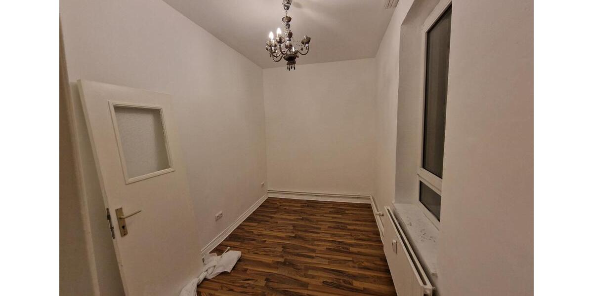 4-Zimmer Wohnung in Flensburg, neue Küche + E-Geräte, Badewanne 4 zimmer