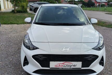 Hyundai i10 28.000 km 16.200 &euro; Regensburg 93055