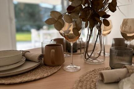 Zeitmiete möblierte Wohnung mit Parkplatz Zentral und Ruhig 2 zimmer