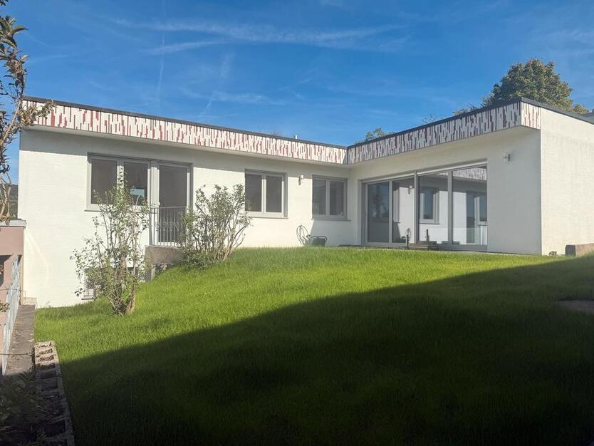 3.5 Zimmer Wohnung im 2 Familien Bungalow zimmer