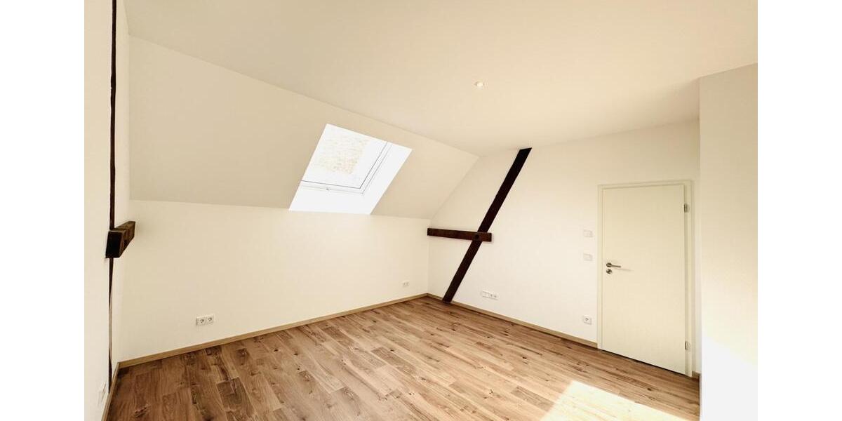 Erdgeschoßwohnung Wiesbaden Mainz-Amöneburg - 3 Zimmer, 80 m&sup2;, 1.200&euro; | Angebot:25908613