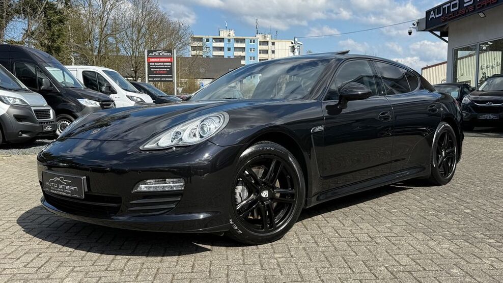 Porsche Panamera 137.000 km 26.500 € Grevenbroich 41516