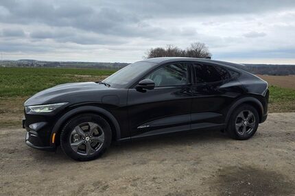 Ford Mustang Mach-E 99.500 km 27.500 &euro; Crimmitschau 08451