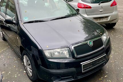 Skoda Fabia 275.000 km 950 € Lautertal-Lautern 64686