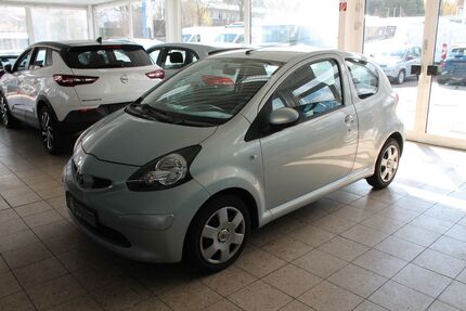 Toyota Aygo (X) 87.432 km 3.990 &euro; Bad Oldesloe 23843