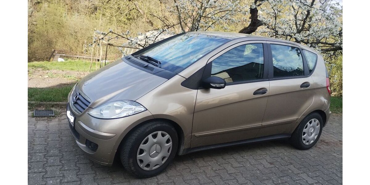Mercedes-Benz A 180 390.000 km 790 &euro; Gohrisch 01824