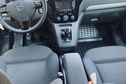 Opel Zafira 166.000 km 5.900 &euro; Vettweiss 52391