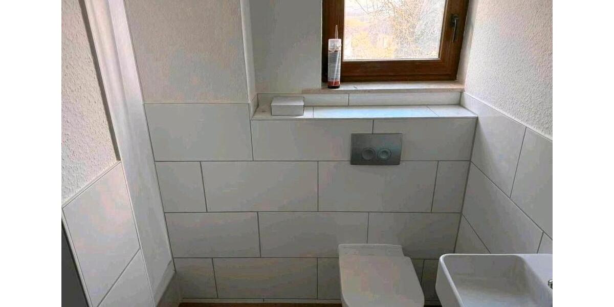 Dachgeschoßwohnung Borken (Hessen) - 3 Zimmer, 108 m&sup2;, 990&euro; | Angebot:26113289