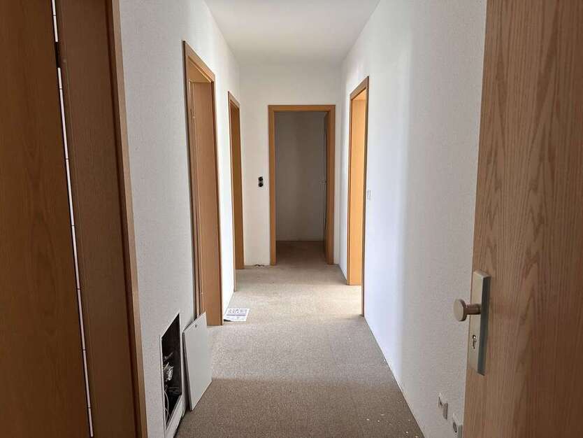 Wohnung zum Mieten in Chemnitz 297 € 59.39 m²