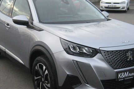 Peugeot 2008 18.000 km 19.990 € Detmold 32758