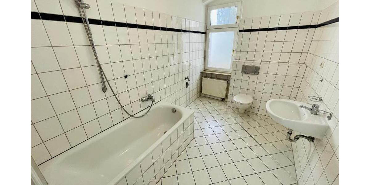 Wohnen in Gera Untermhaus! 3 Raum Wohnung mit Balkon (Südseite) und großen Wohnzimmer! - Etagenwohnung Gera Untermhaus | Angebot:26376571