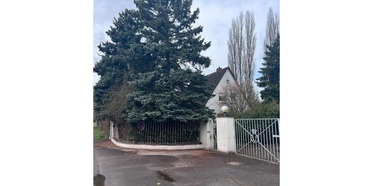 Einfamilienhaus Bünde - 5 Zimmer, 140 m&sup2;, 185.000&euro; | Angebot:26329283