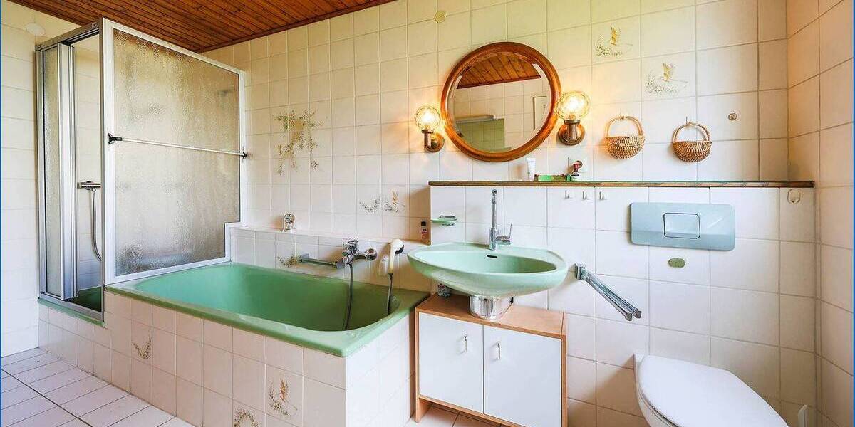 Einfamilienhaus Singen - 7 Zimmer, 240 m&sup2;, 695.000&euro; | Angebot:26364115