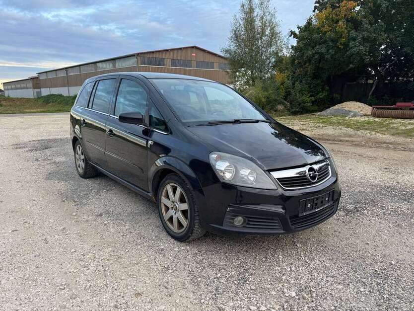 Opel Zafira 211.000 km 650 € Neu-Ulm 89231