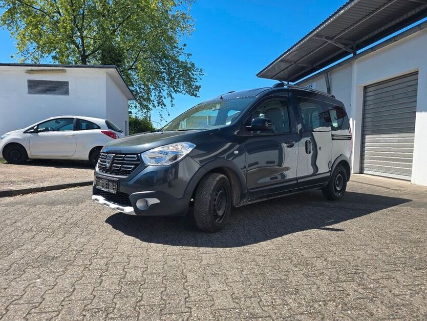 Dokker