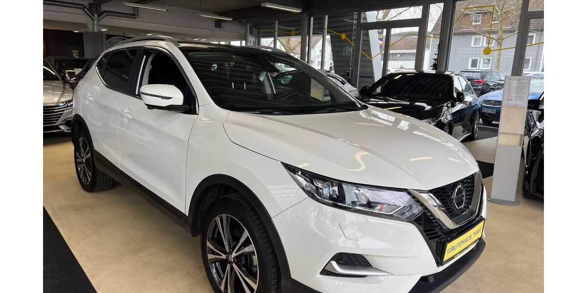 Nissan Qashqai 22.005 km 14.490 &euro; Kreuztal 57223
